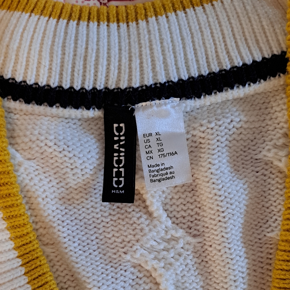 H&M Decoded Sweater - Picture 3 of 6